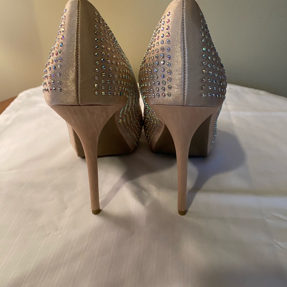 Jennifer Lopez Rhinestone Heels - Picture 3 of 6